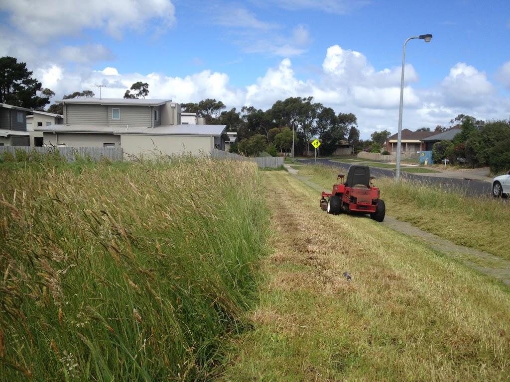 Phillip Island Lawns & Gardens | general contractor | 57 Genista St, San Remo VIC 3925, Australia | 0400500415 OR +61 400 500 415