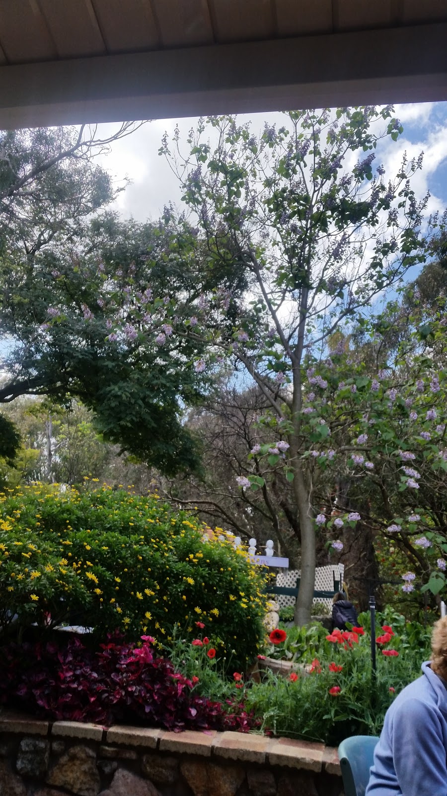 Romancing the Stone Gardens | park | 3 Lilian Rd, Maida Vale WA 6057, Australia | 0894544298 OR +61 8 9454 4298