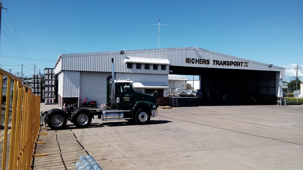 Richers Transport | 71 Islander Rd, Pialba QLD 4655, Australia | Phone: (07) 4128 1611