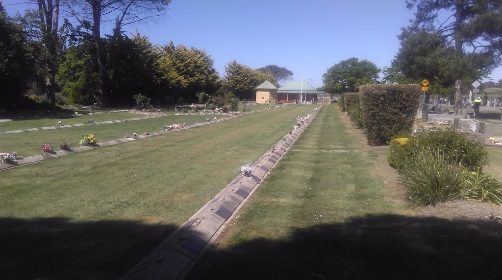 Yan Yean Public Cemetery | 2265 Plenty Rd, Yan Yean VIC 3755, Australia