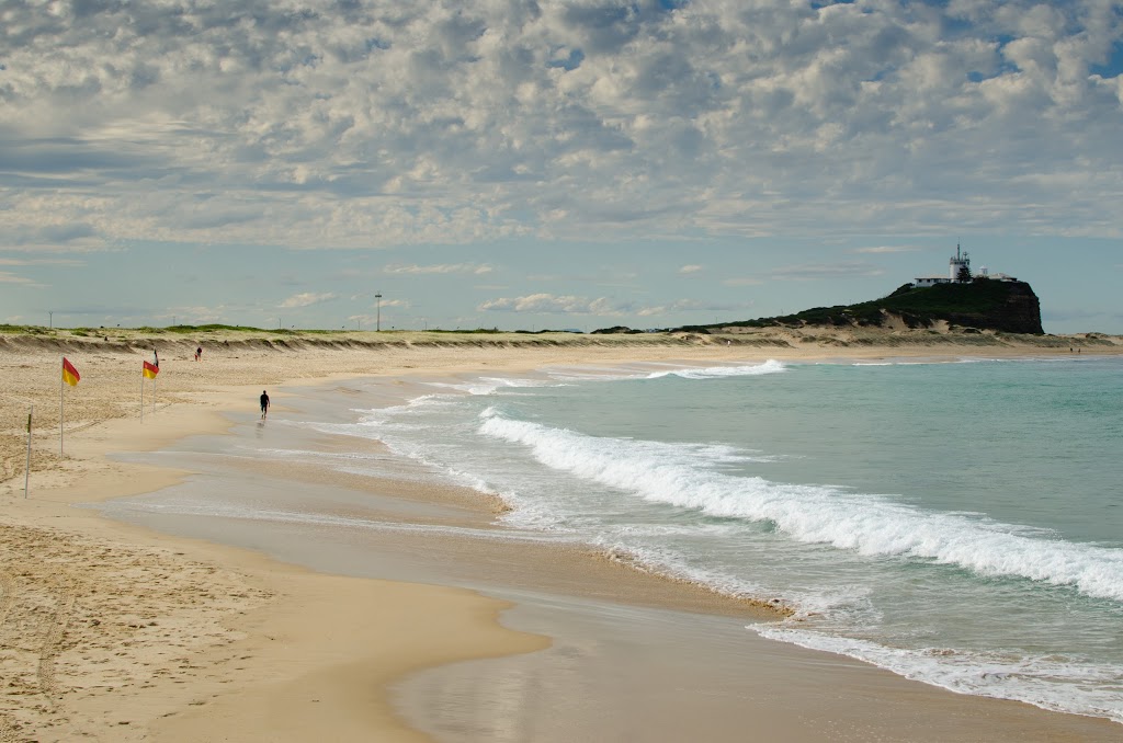 Nobbys Beach | park | Nobbys Rd, Newcastle East NSW 2300, Australia | 0249742000 OR +61 2 4974 2000