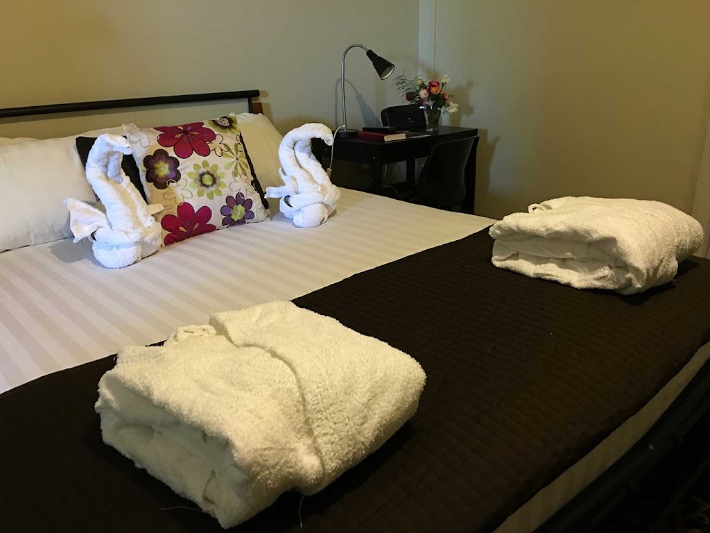 Club Boutique Hotel Cunnamulla | 15 Louise St, Cunnamulla QLD 4490, Australia | Phone: (07) 4655 1679