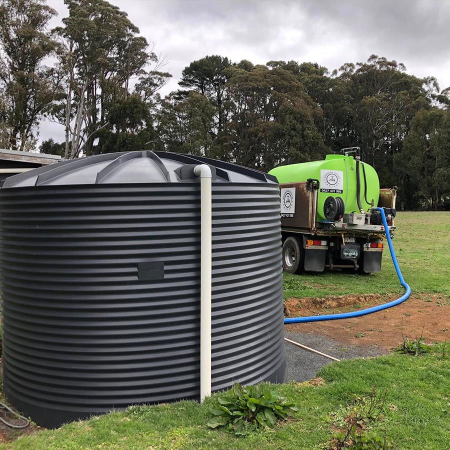 Micks Water Cartage | 564 Greendale-Trentham Rd, Blackwood VIC 3341, Australia | Phone: 0427 431 995