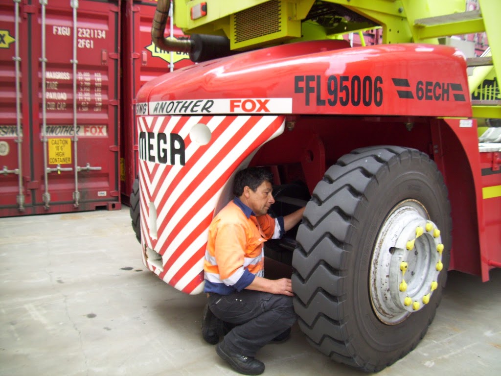 Eddies Forklift Services - Heavy Diesel Mechanic | 42 Hanley St, Avondale Heights VIC 3034, Australia | Phone: 0431 515 529