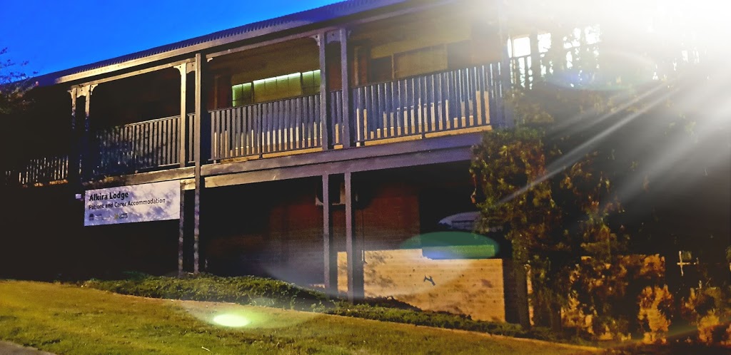 Alkira Lodge | lodging | 1 Dudley St, Wollongong NSW 2500, Australia | 0242225484 OR +61 2 4222 5484