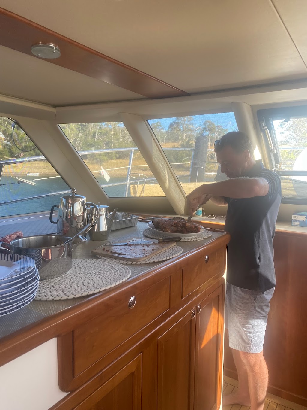 Hobart Private Choice Charters | Unit 3/806 Sandy Bay Rd, Sandy Bay TAS 7005, Australia | Phone: 0419 270 971