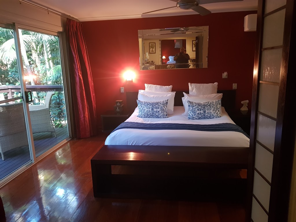 Songbirds Rainforest Retreat | Lot 10 Tamborine Mountain Rd, Tamborine Mountain QLD 4272, Australia | Phone: (07) 5545 2563