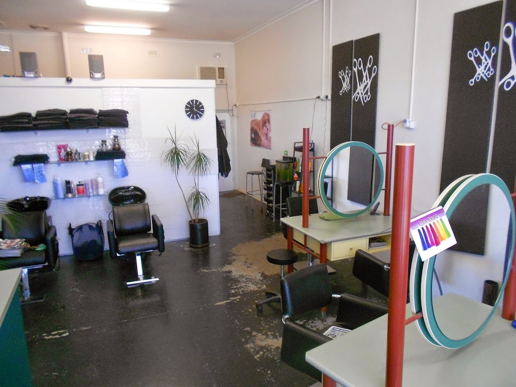 Manely Hair | hair care | 12 Glynda St, Dandenong South VIC 3175, Australia | 0397915566 OR +61 3 9791 5566