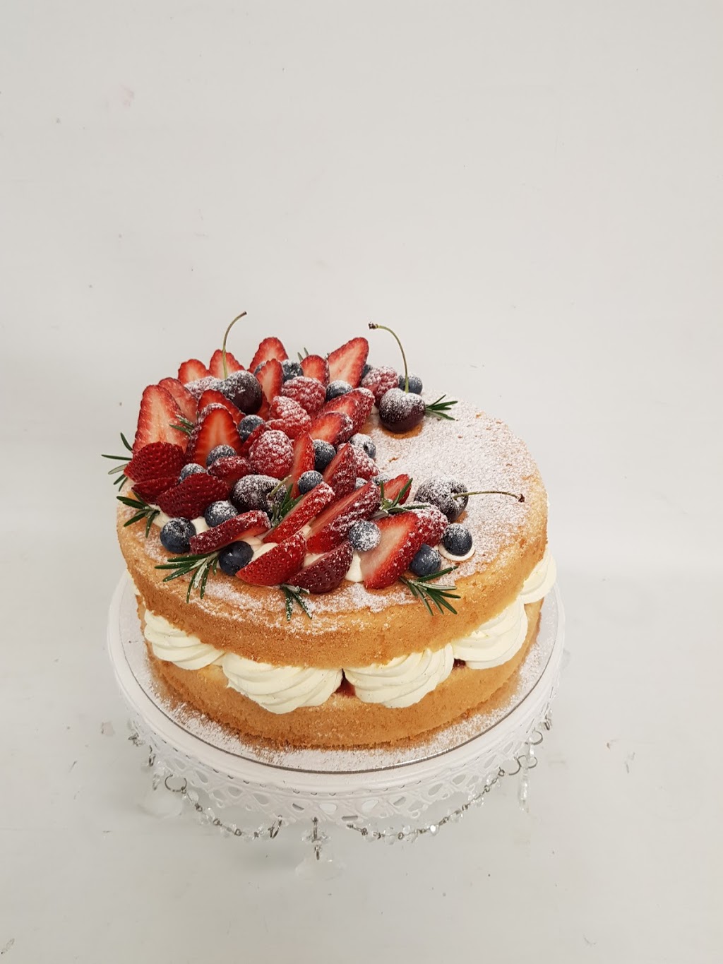 Angies Cake Emporium | bakery | 2/26 Shakespeare St, Traralgon VIC 3844, Australia | 1300787465 OR +61 1300 787 465