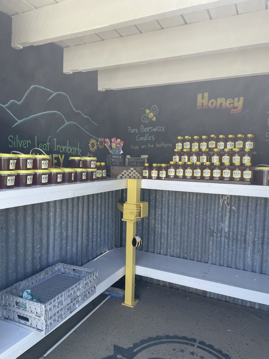 Rockbrae Farm Honey and Pollination | 4 Rockbrae Rd, Yangan QLD 4371, Australia | Phone: 0447 405 391