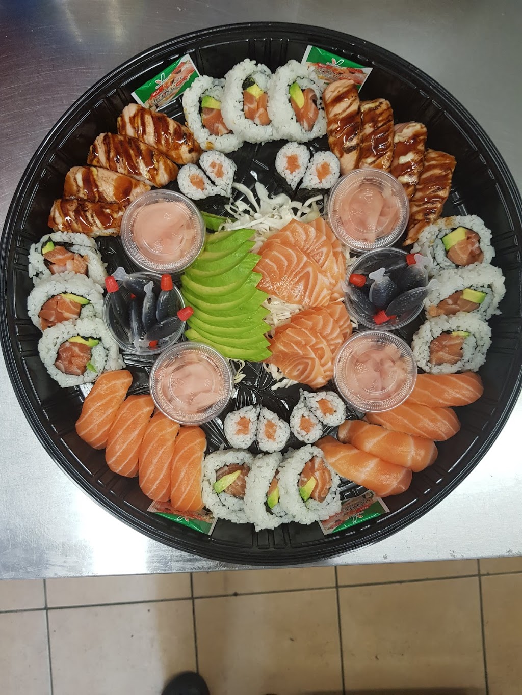 Taberu Sushi | meal takeaway | Shop14/1125 Pittwater Rd, Collaroy NSW 2097, Australia | 0283846747 OR +61 2 8384 6747