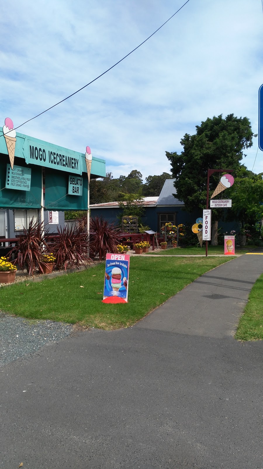 THE Old Dairy Country Crafts | 2 Princes Hwy, North Batemans Bay NSW 2536, Australia | Phone: (02) 4474 3524