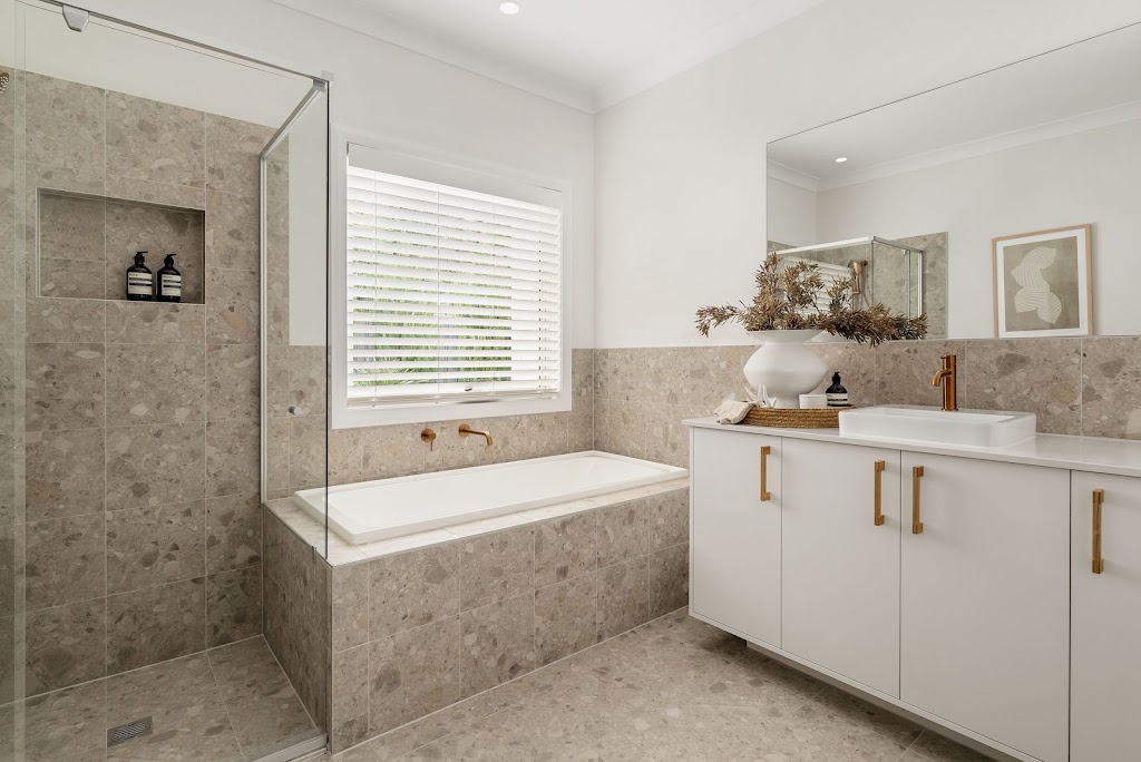 McDonald Jones - Figtree Hill | 15 Bunyip Ave, Gilead NSW 2560, Australia | Phone: 1300 555 382