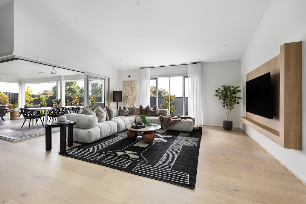 Metricon Homes Leneva - Leneva Valley | 26 Jennings Bvd, Leneva VIC 3691, Australia | Phone: 1300 786 773