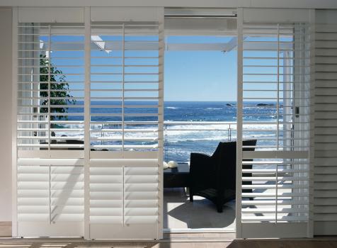 Gold Coast Blinds & Shutters | home goods store | 4 Queensbury Ave, Currumbin Waters QLD 4223, Australia | 0755744788 OR +61 7 5574 4788