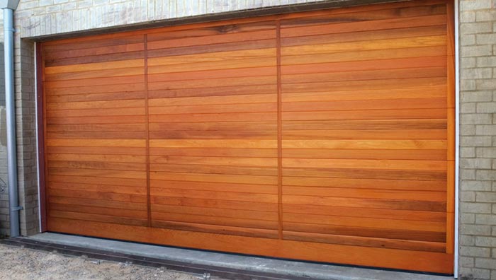 Illawarra Garage Doors | Unit 4/26 Shaban St, Albion Park Rail NSW 2527, Australia | Phone: (02) 4257 3555