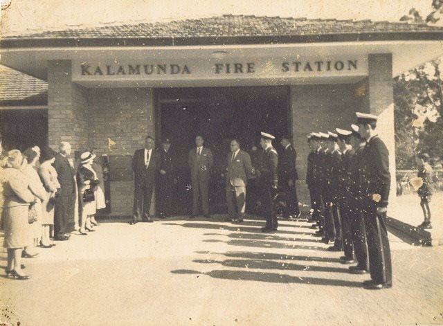 Kalamunda Volunteer Fire and Rescue Service | fire station | 38 Central Rd, Kalamunda WA 6076, Australia | 0892571666 OR +61 8 9257 1666