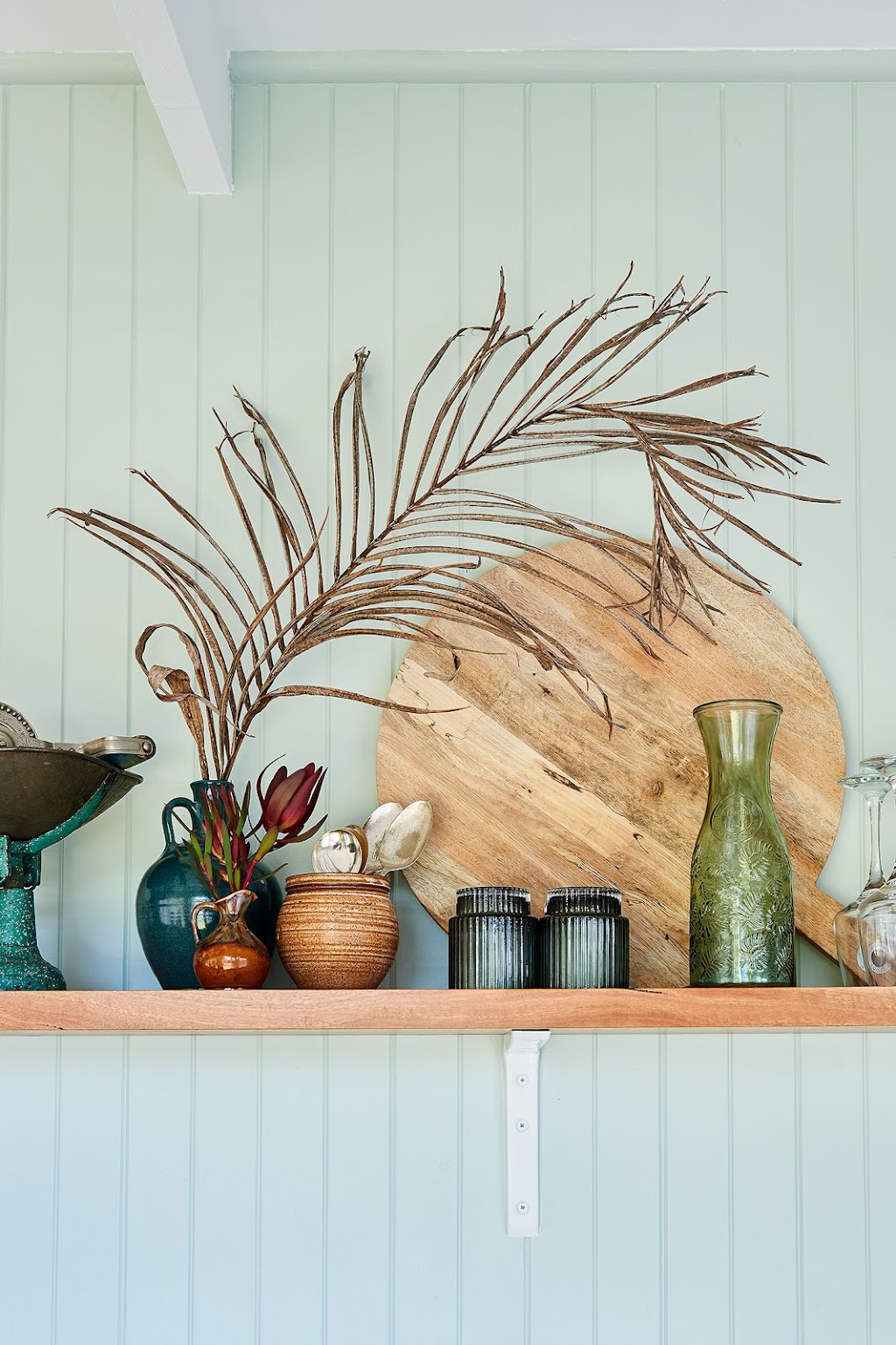 Miles Away Shack | 5 Wallington Rd, Ocean Grove VIC 3226, Australia | Phone: 0422 599 202