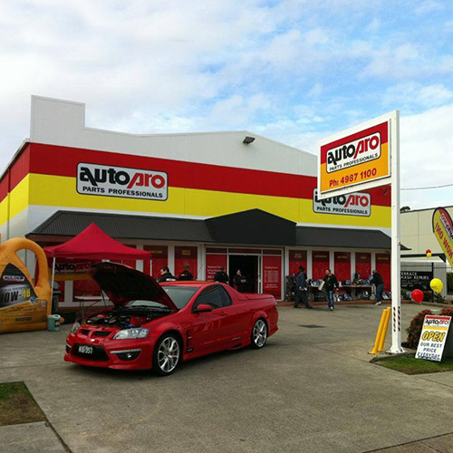 Autopro | electronics store | 25 Port Stephens St, Raymond Terrace NSW 2324, Australia | 0249871100 OR +61 2 4987 1100