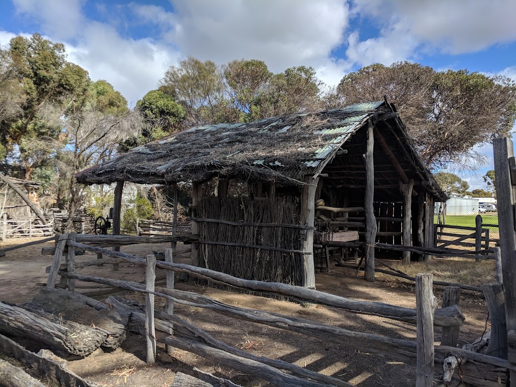 Wagin Historical Village |  | 9 Ballagin St, Wagin WA 6315, Australia | 0898611232 OR +61 8 9861 1232