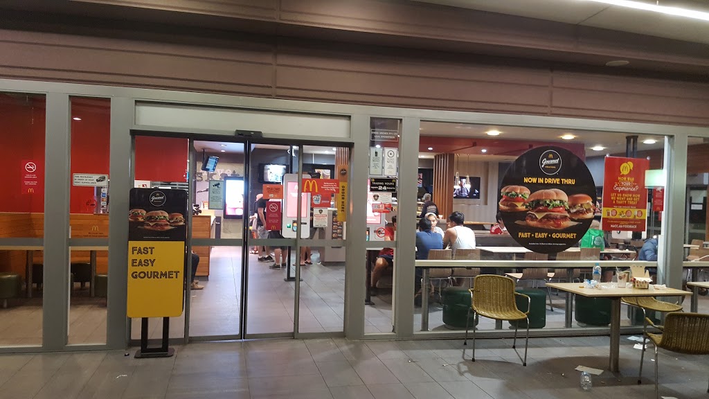 McDonalds Clayton II | meal takeaway | 1736-1740 Dandenong Rd, Clayton VIC 3168, Australia | 0395432520 OR +61 3 9543 2520