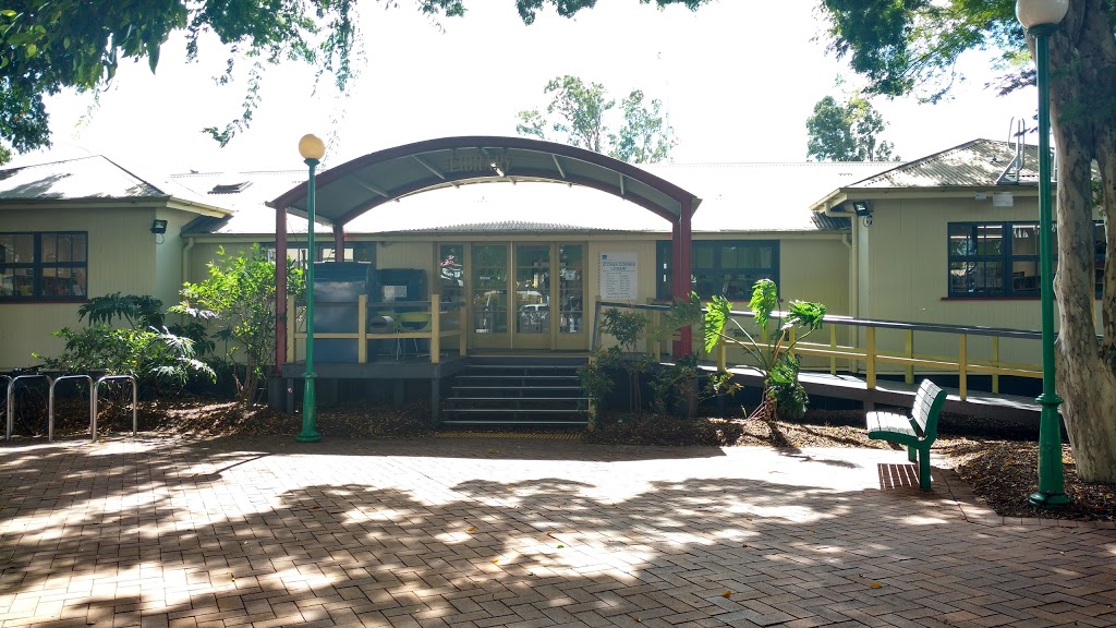 Stones Corner Library | library | 280 Logan Rd, Stones Corner QLD 4120, Australia | 0734032170 OR +61 7 3403 2170