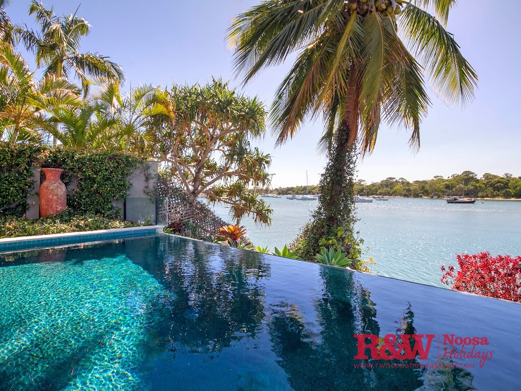 22 Noosa Parade - RW Noosa Holidays | 22 Noosa Parade, Noosa Heads QLD 4567, Australia | Phone: (07) 5448 0966