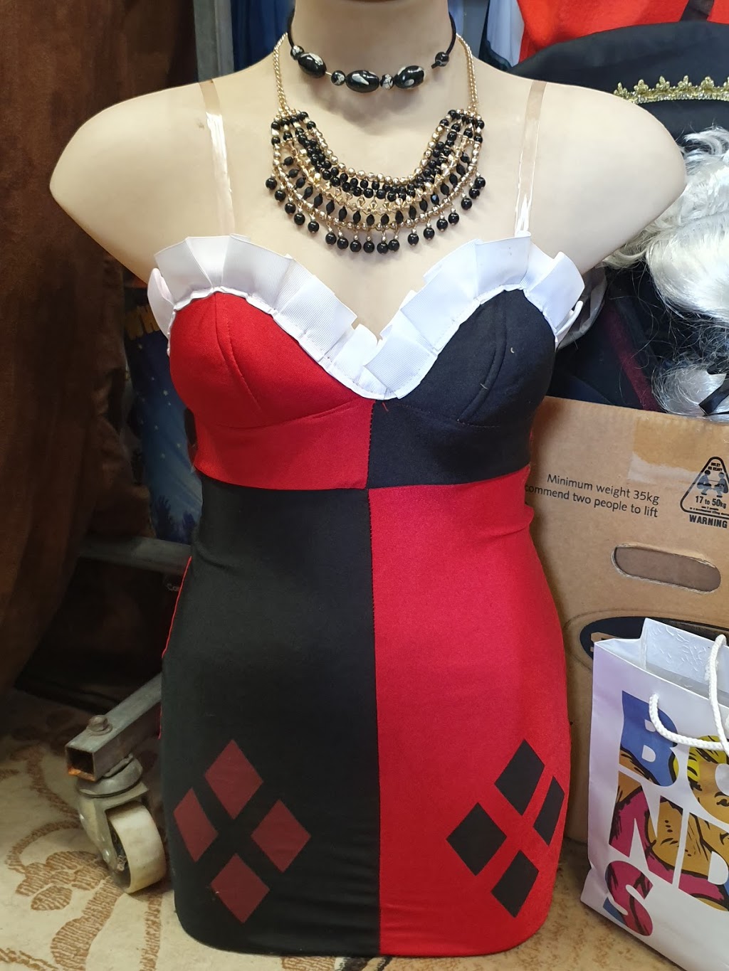 Karens Fancy Dress | 16 Watts Rd, Nyora VIC 3987, Australia | Phone: 0401 220 737