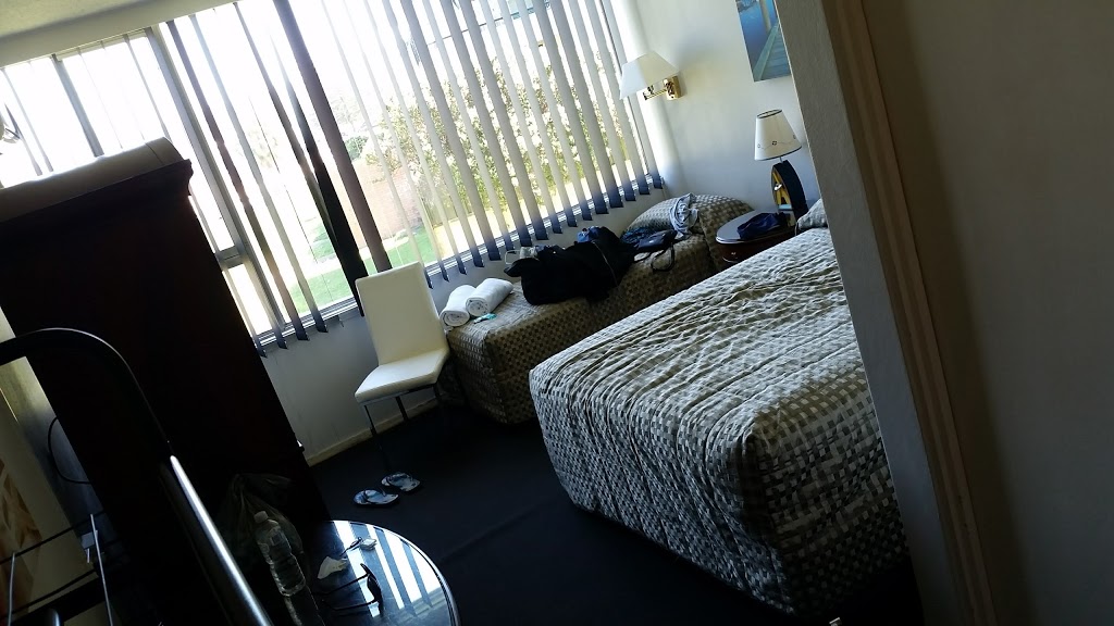 Kiama Cove Boutique Motel | lodging | 10 Bong Bong St, Kiama NSW 2533, Australia | 0242324500 OR +61 2 4232 4500