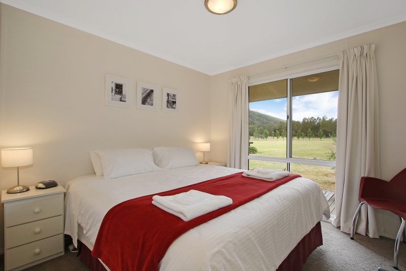 Feathertop Views and Dorm | 5a Mcmahons Ln, Smoko VIC 3741, Australia | Phone: (03) 5755 2275
