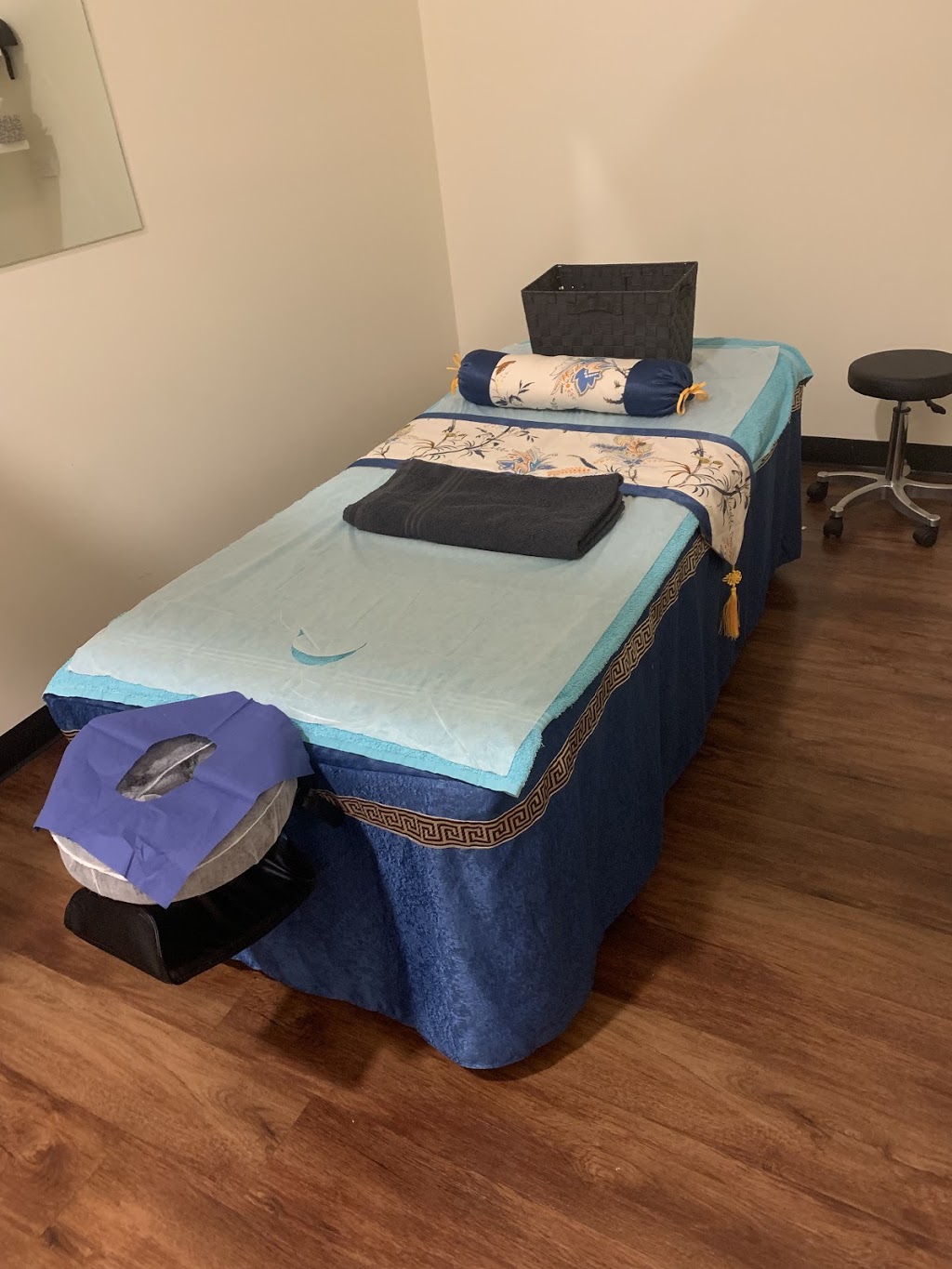 Lucys Massage Therapy | spa | AU Queensland Parkhurst Yaamba Road Shop 3, parkhurst town Centre, Parkhurst QLD 4702, Australia | 0488018398 OR +61 488 018 398