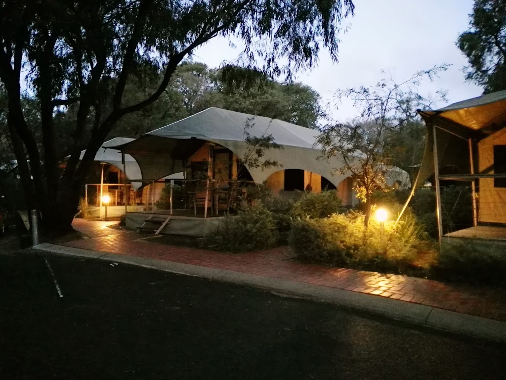 Amblin Holiday Park | campground | 583-585 Bussell Hwy, Broadwater WA 6280, Australia | 0897554079 OR +61 8 9755 4079