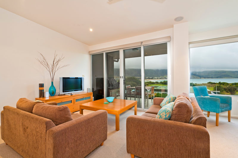 Apollo Blue 12 Holiday Townhouse Apollo Bay | 12/22 Great Ocean Rd, Apollo Bay VIC 3233, Australia | Phone: (03) 5237 2600