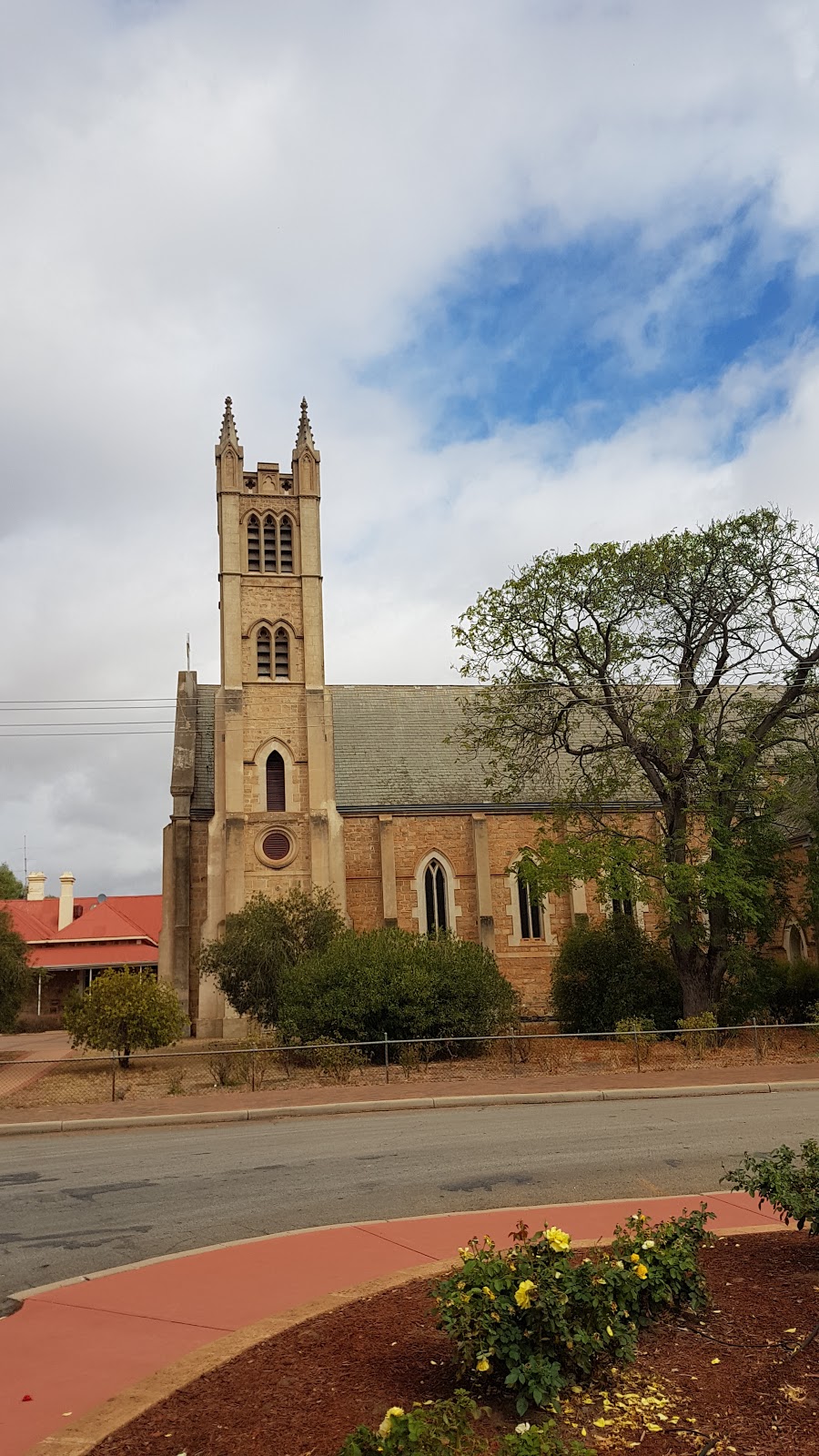 Catholic Church | church | 38 South St, York WA 6302, Australia | 0896411477 OR +61 8 9641 1477