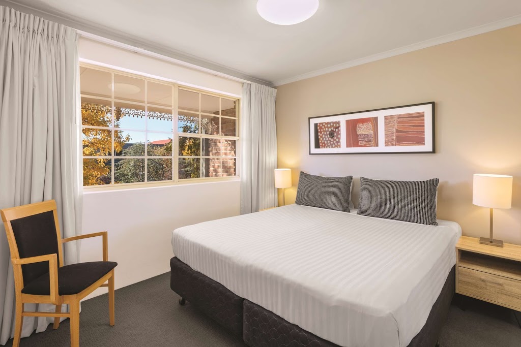 Adina Serviced Apartments Canberra Kingston (Formerly Medina) | lodging | 11 Giles St, Kingston ACT 2604, Australia | 0262398100 OR +61 2 6239 8100