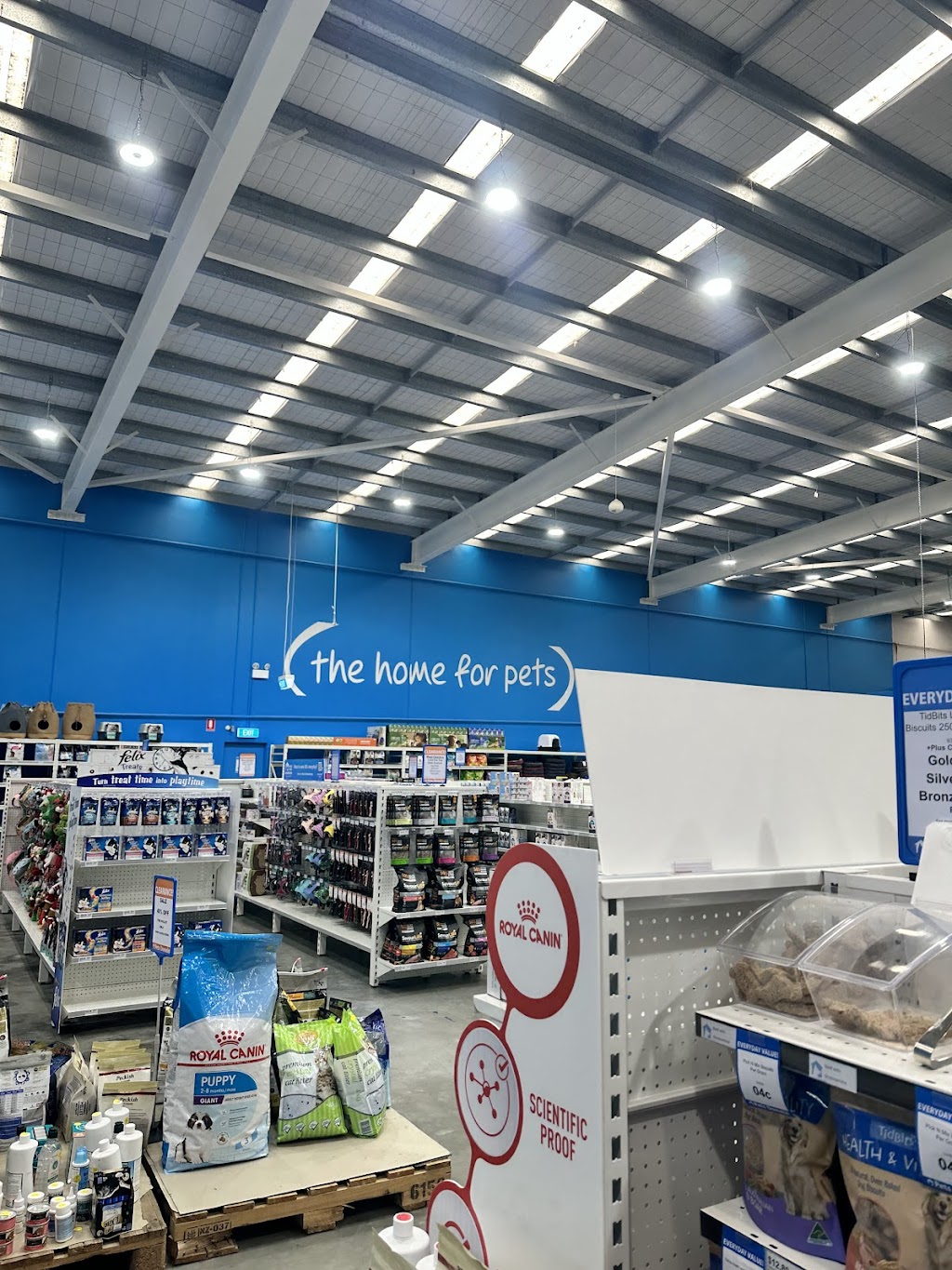 Pets Domain | Pottery Plaza, Shop 6 and Shop 8B Valley Dr, Lithgow NSW 2790, Australia | Phone: (02) 5325 3923