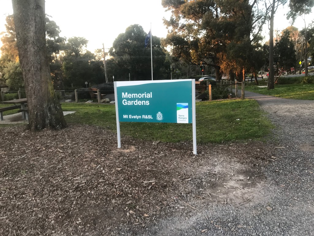 Mount Evelyn Memorial Gardens | park | Birmingham Rd, Mount Evelyn VIC 3796, Australia | 1300368333 OR +61 1300 368 333