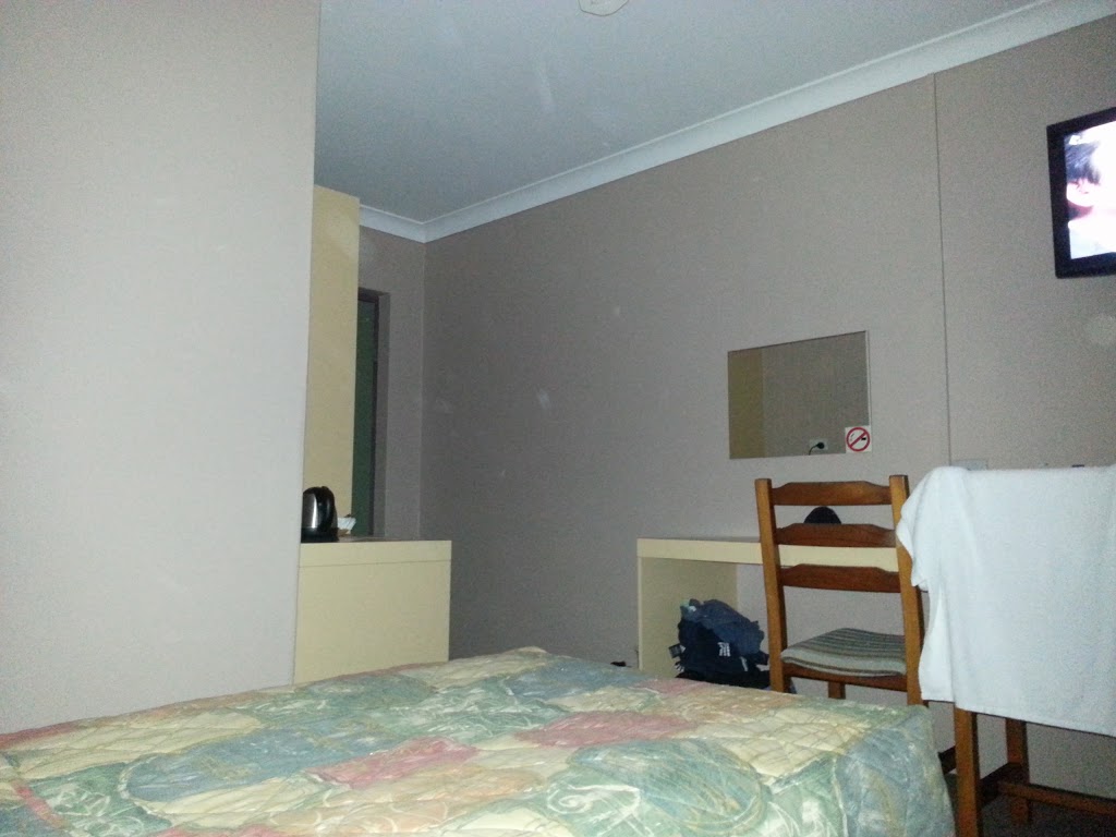 Golf View Motel - Motels, Affordable Hotels, Accommodation Sanct | lodging | 49 Paradise Beach Rd, Sanctuary Point NSW 2540, Australia | 0244439502 OR +61 2 4443 9502