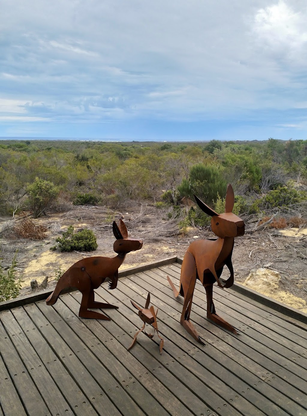 Pinnacles Desert Discovery Centre | Nambung WA 6521, Australia | Phone: (08) 9652 7913