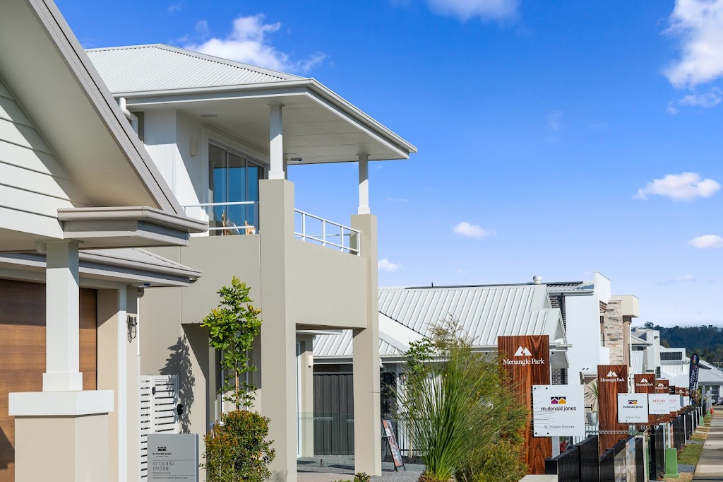 Menangle Park Display Village | 3 Doriemus Ave, Menangle Park NSW 2563, Australia | Phone: 1300 001 158