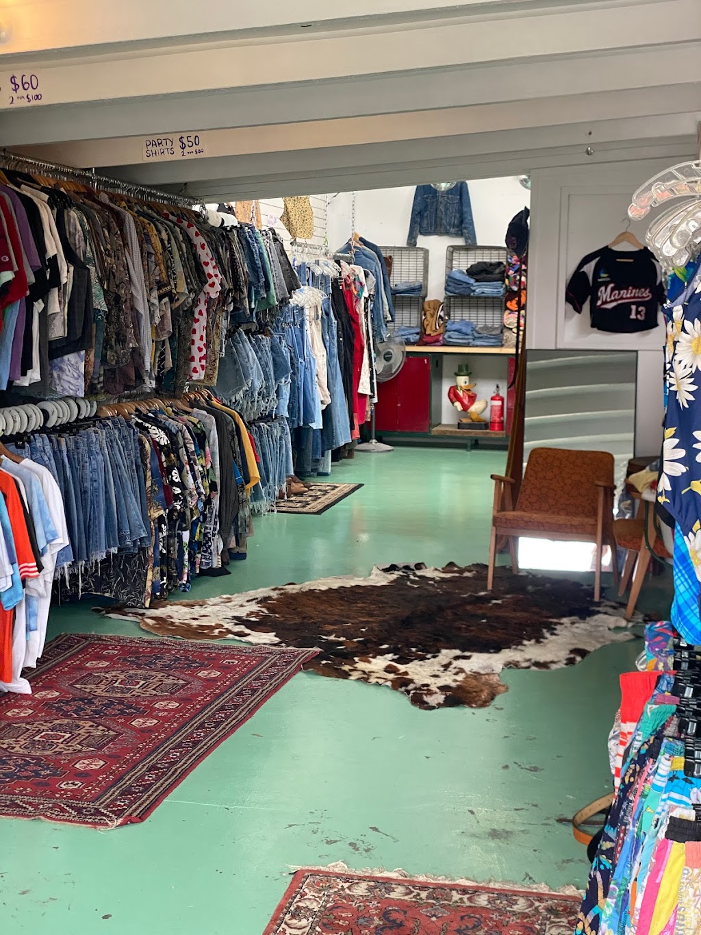Mr Vintage | 3 East St, Crescent Head NSW 2440, Australia | Phone: 0487 285 599