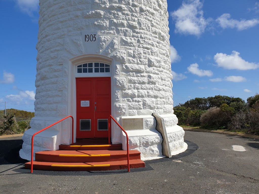 Cape Naturaliste Lighthouse | tourist attraction | Leeuwin-Naturaliste National Park, 1267 Cape Naturaliste Rd, Naturaliste WA 6281, Australia | 0897577411 OR +61 8 9757 7411