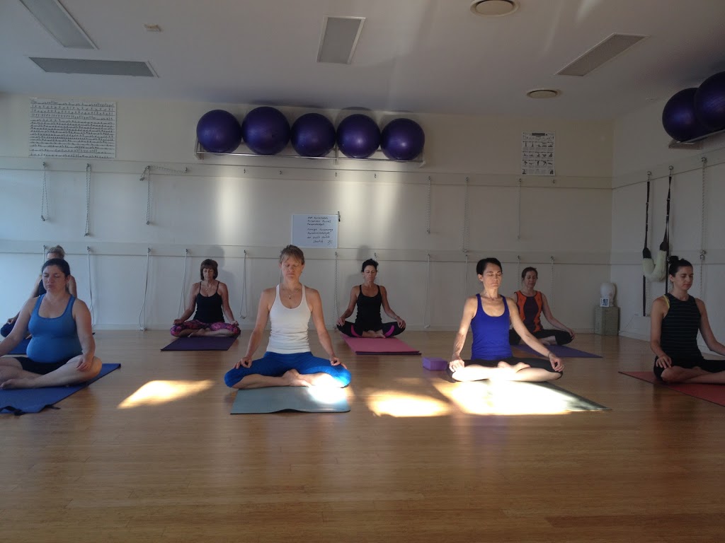 Source Yoga & MST | gym | 20 Lucy St, Thorneside QLD 4158, Australia | 0422547100 OR +61 422 547 100