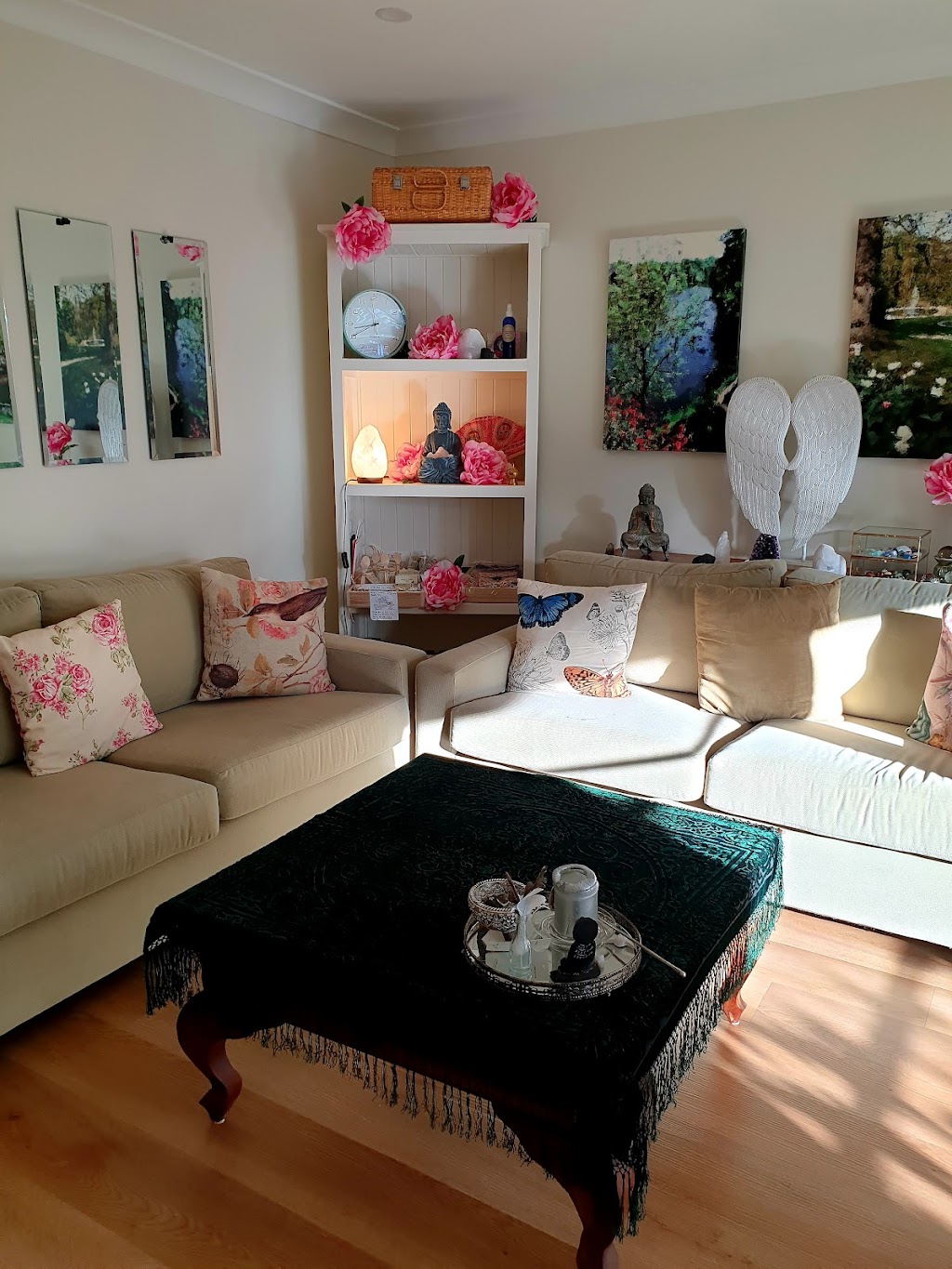 Lorraines Healing Elements | 4 Denbigh Pl, Menai NSW 2234, Australia | Phone: 0447 925 525