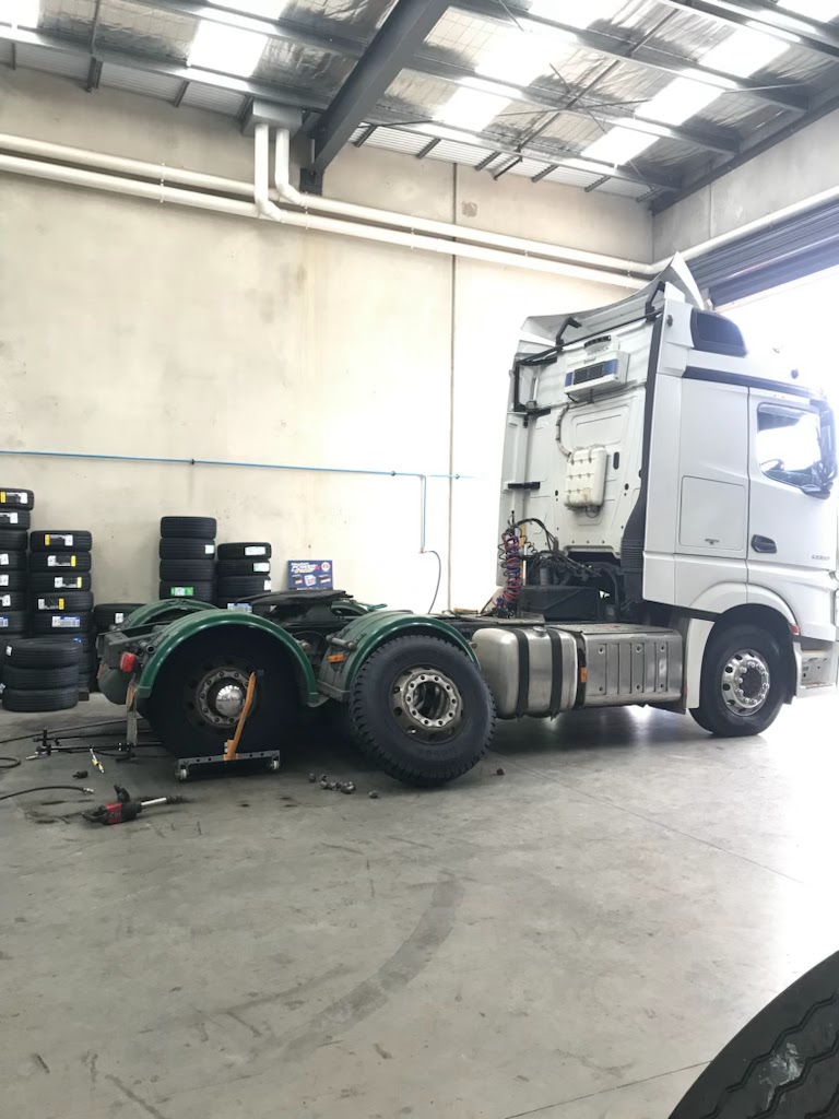 Clyde Tyres | 2392 Ballarto Rd, Cardinia VIC 3978, Australia | Phone: 0475 262 453