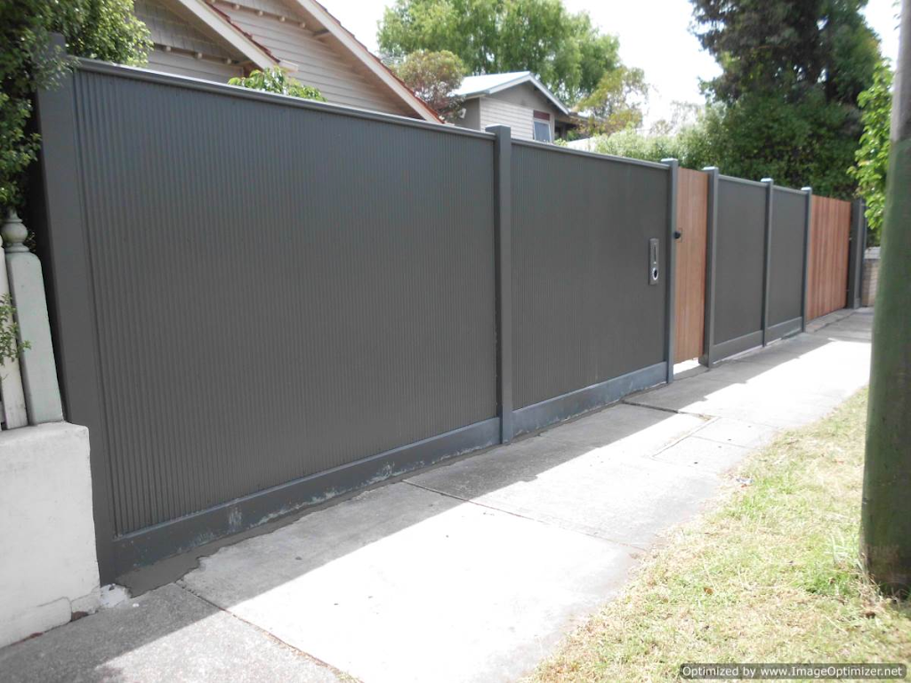 Matthews Fences and Gates | general contractor | 5 Centenary Ave, Melton VIC 3337, Australia | 0425729894 OR +61 425 729 894