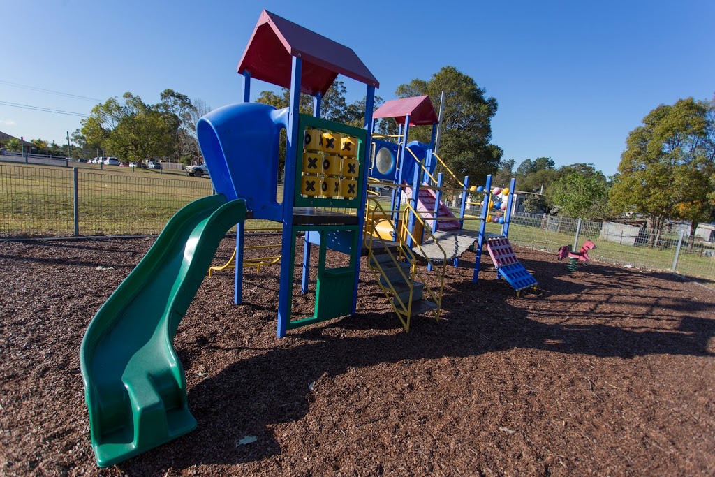 Community Hall Reserve Playground | 120 Wyee Rd, Wyee NSW 2259, Australia | Phone: (02) 4921 0333