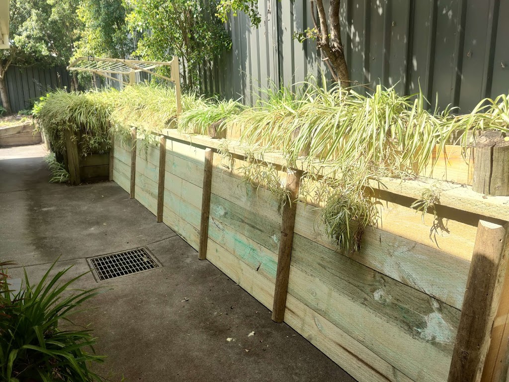 Daykin Carpentry | 6 Eliot St, Mannering Park NSW 2259, Australia | Phone: 0406 152 694 Daykin Carpentry | 6 Eliot St, Mannering Park NSW 2259, Australia | Phone: 0406 152 694