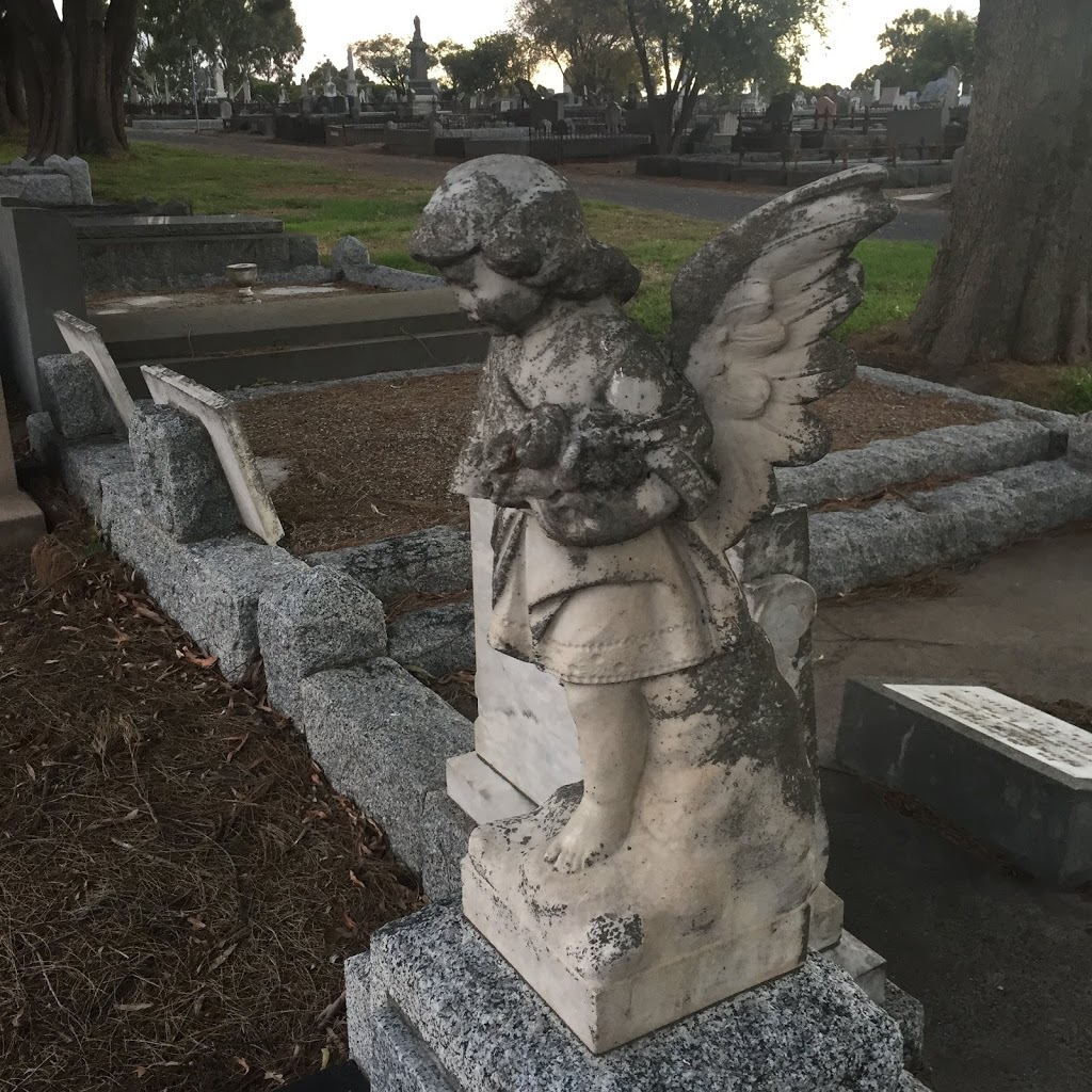Geelong Cemeteries Trust | 127-189 Ormond Rd, East Geelong VIC 3219, Australia | Phone: (03) 5249 3939