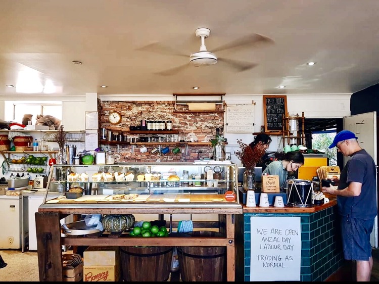 Hallowed Grounds Espresso Cafe | restaurant | 2/1417 Logan Rd, Mount Gravatt QLD 4122, Australia | 0733499993 OR +61 7 3349 9993